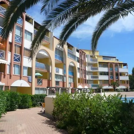 4 Pers, 1 Chambre, Terrasse Vue Mer, Piscine Et Parking, A 50m De La Mer -ref Jaca402b